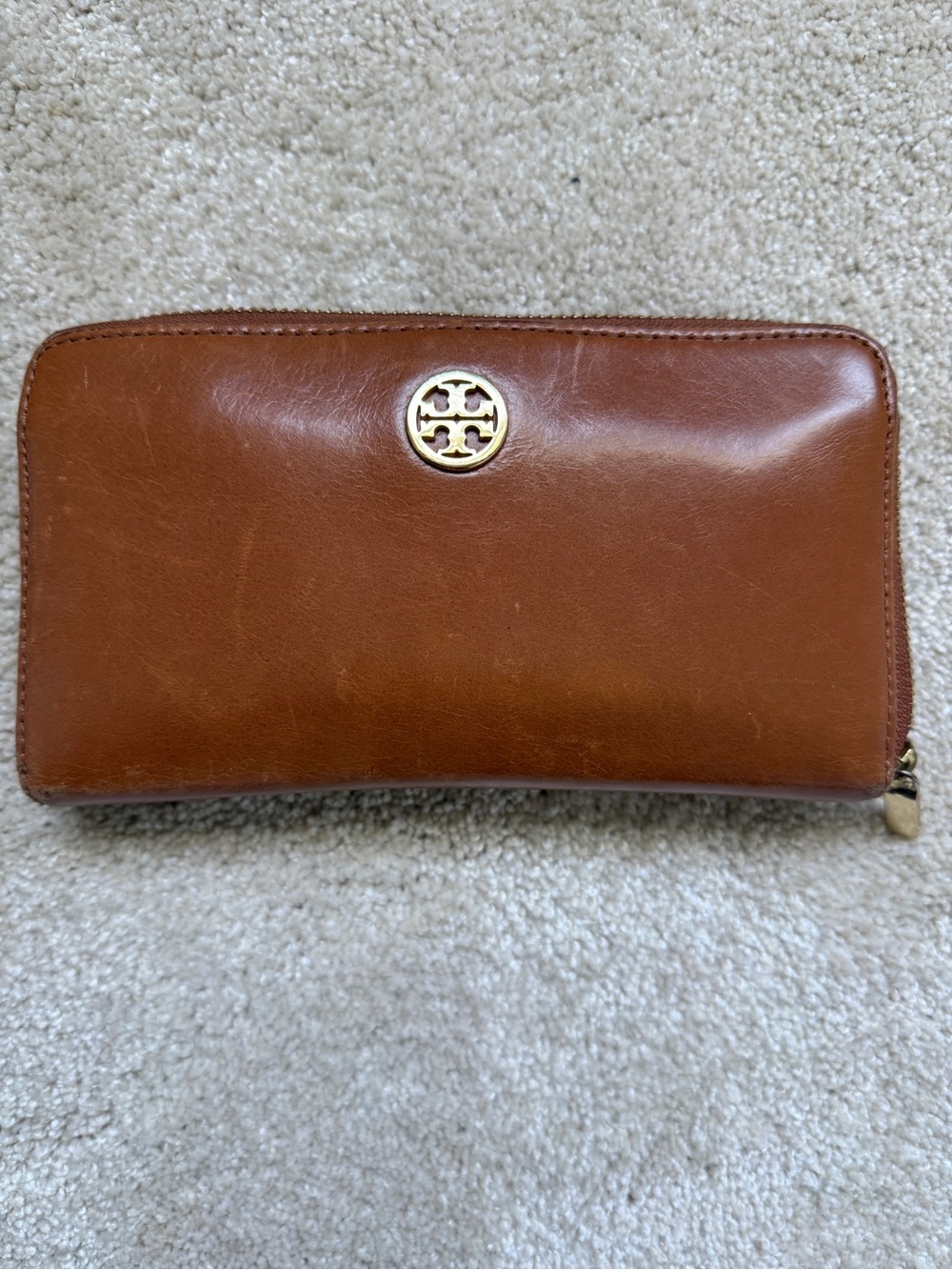 Tory Burch Tan Leather Zip Wallet with Gold Logo